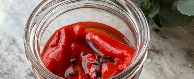 jarred red pepper in juice